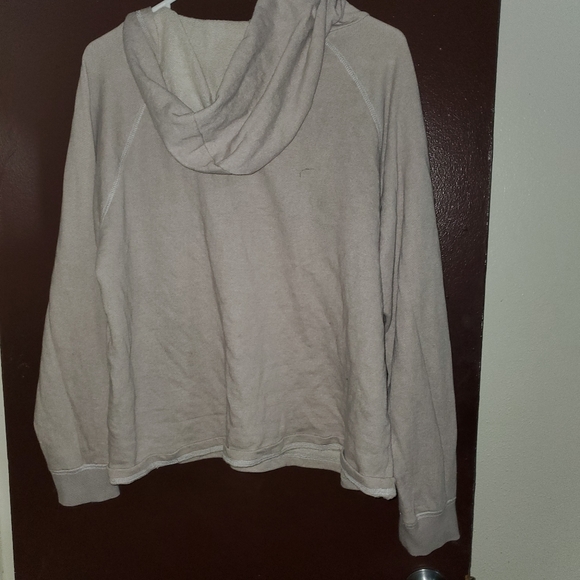Light sweatshirt with hood - Picture 3 of 3